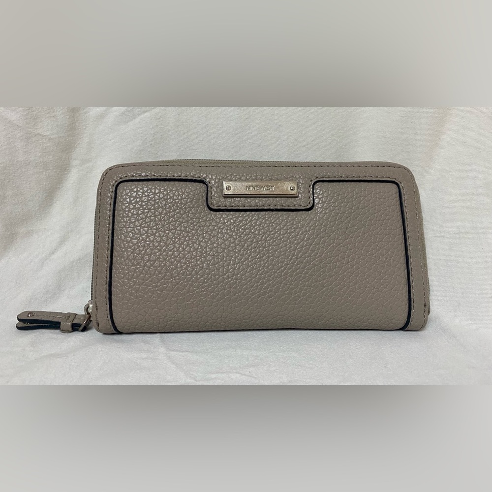 Nine West Wallet